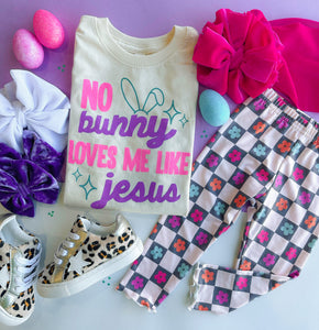 no bunny loves me like Jesus tee
