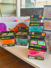 cube squeeze