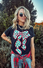 Christmas tree bow tee