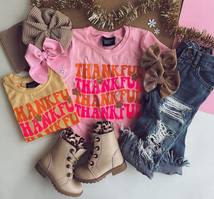 stacked thankful tee - pink