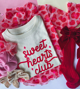 RESTOCK: sweethearts club tee