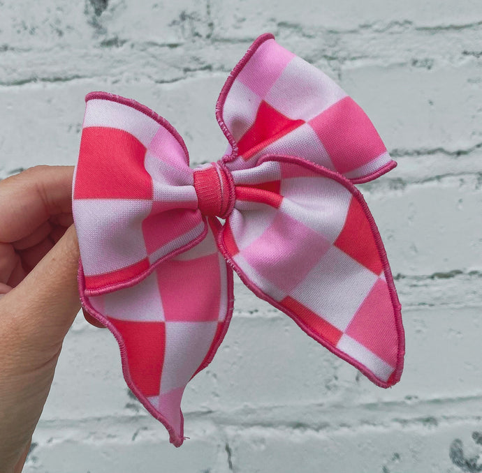 CC pink checker bows - piggies set / wrap